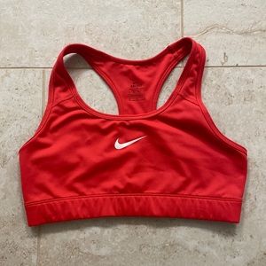 Nike sports bra size M